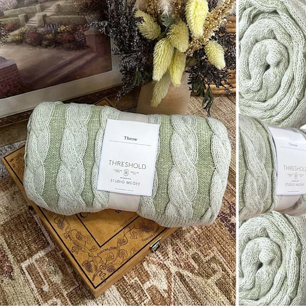 New Threshold Twisted Cable Knit Throw Blanket Green Cream Studio McGee 50x60”